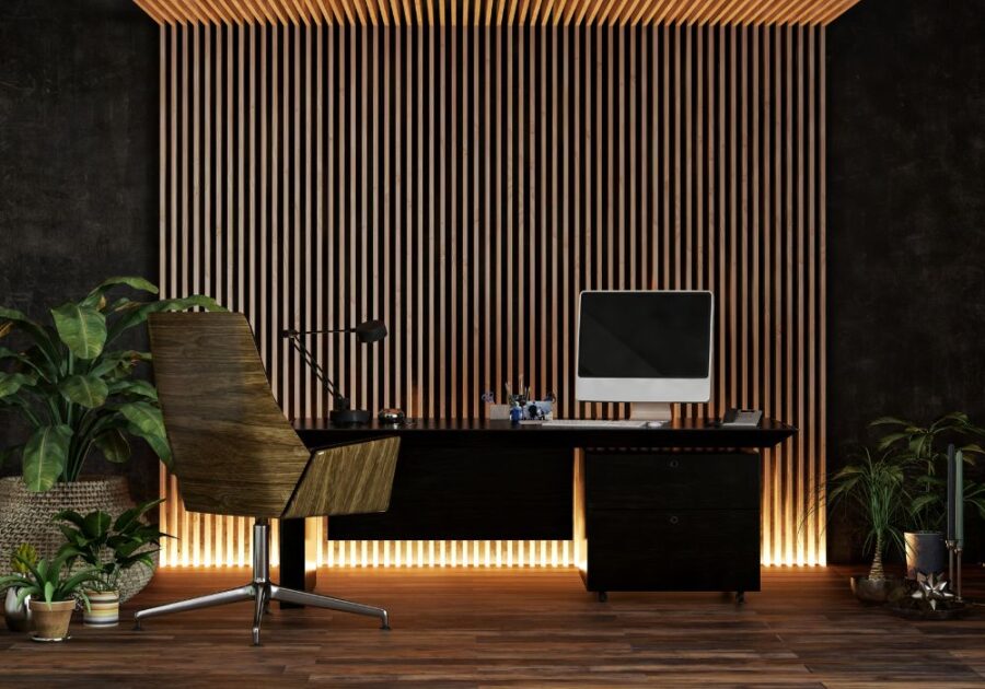 Biuro z charakterem: ściana z lameli na filcu jako element aranżacji przestrzeni pracy