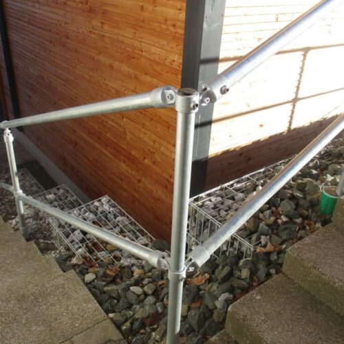 Pomysły i realizacje – nowoczesne balustrady, poręcze i funkcjonalne barierki
