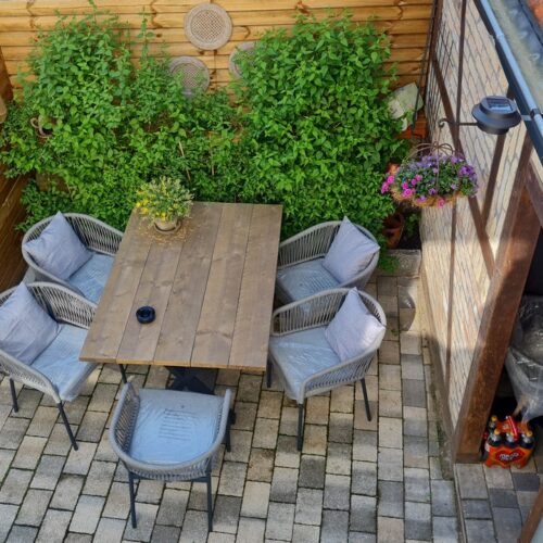 Jak zrobić drewniany stół ogrodowy? DIY krok po kroku