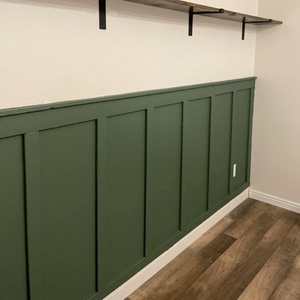 Boiserie stile inglese doghe verniciabili – completa libertà di colore