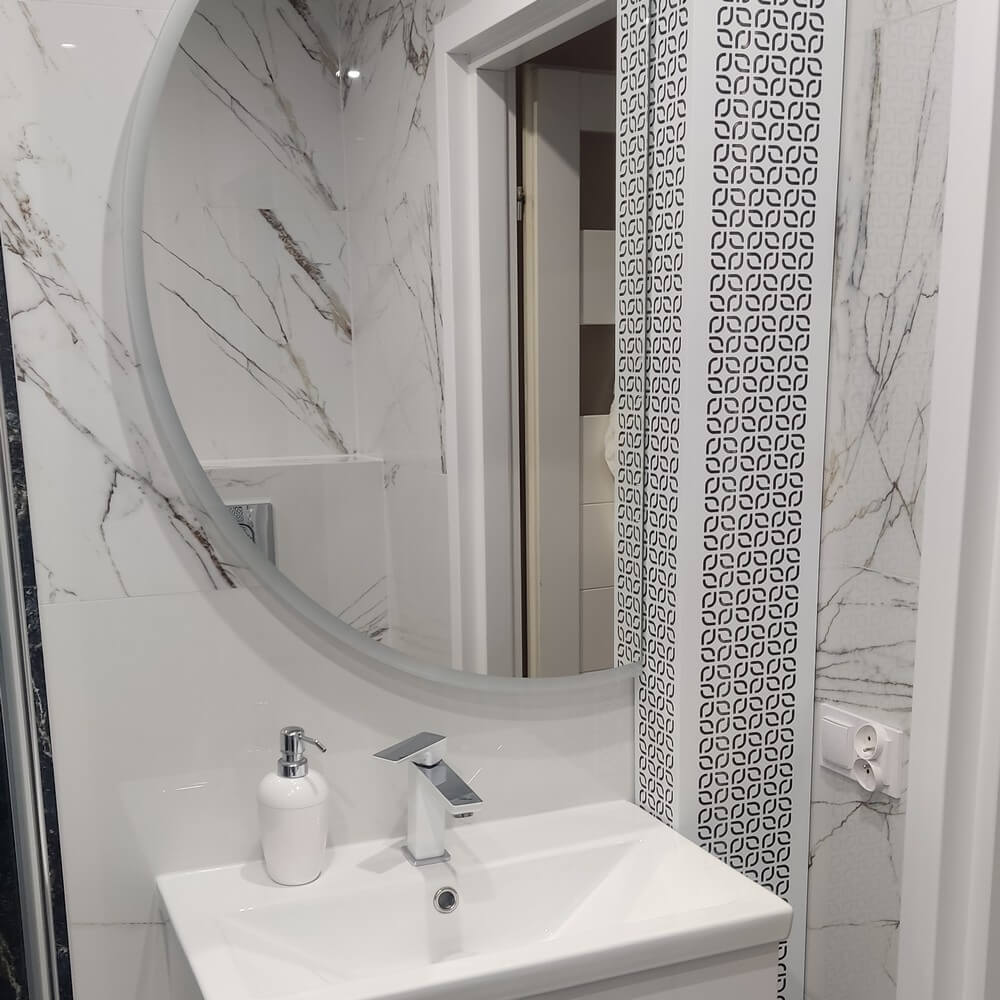 Copertura per tubi del bagno