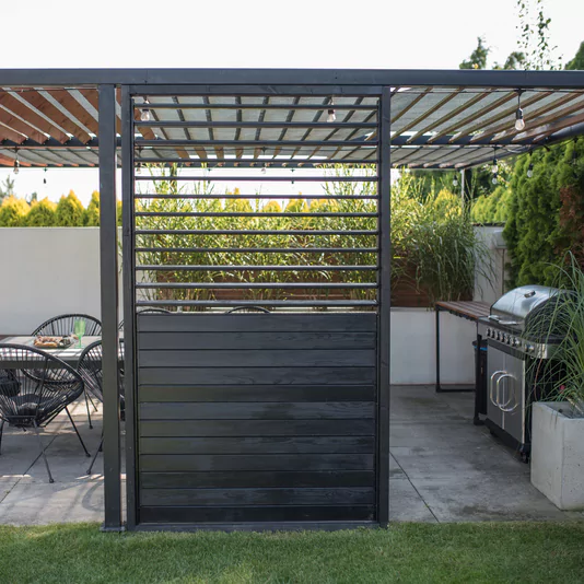 A pergola side screen to suit the dimensions of your terrace